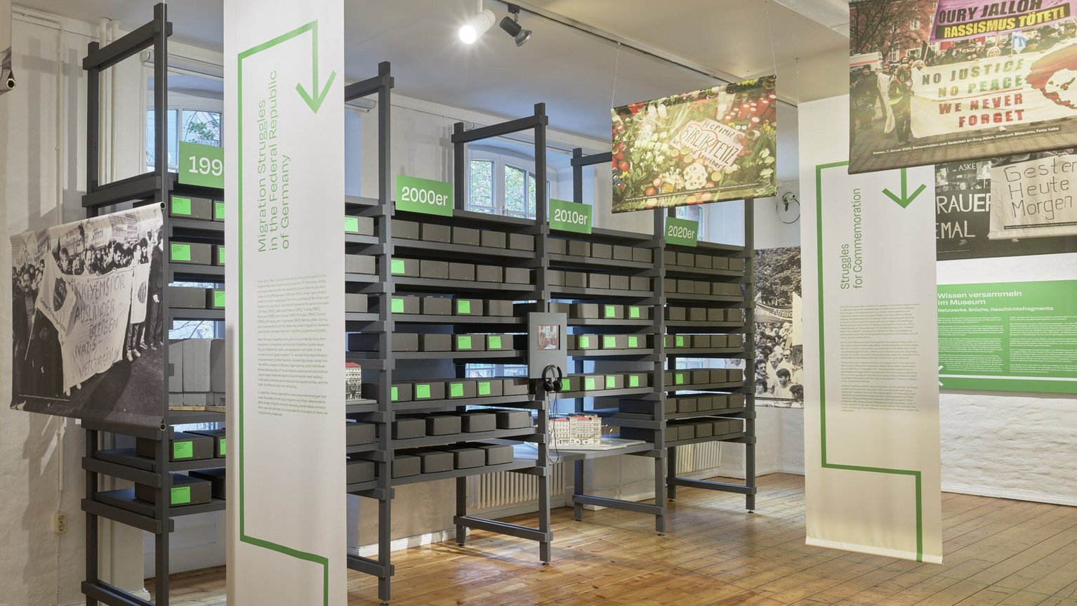 Versammeln Archiv FHXB, Eric Tschernow